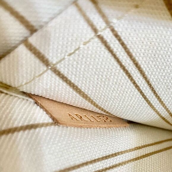 LOUIS VUITTON Damier Azur (Neverfull MM ) Pouch Bag 💼 AR1158 - Picture 7 of 16